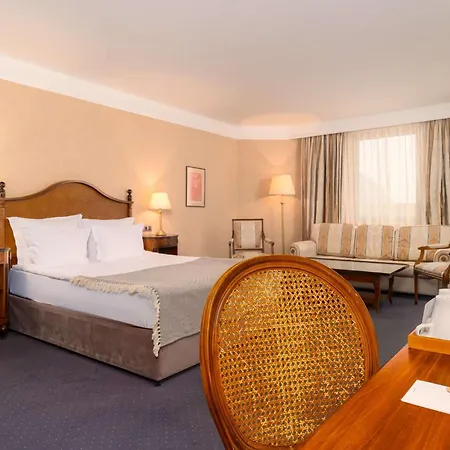 Festa Winter Palace 5* Borovets