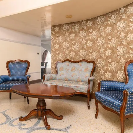 Festa Winter Palace 5*