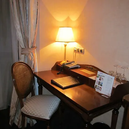 Festa Winter Palace 5*