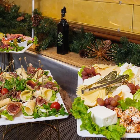 Hotel Festa Winter Palace 5*