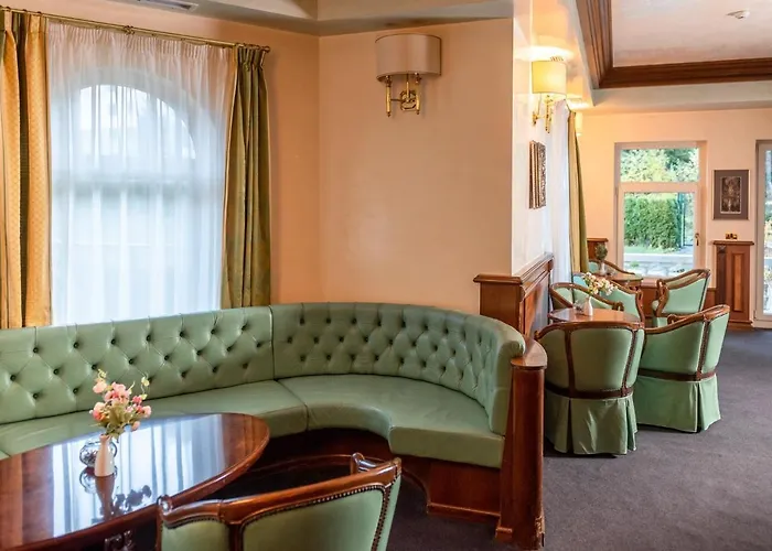 Festa Winter Palace 5* Borowec