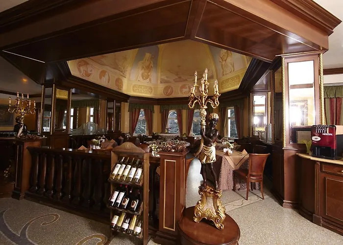 Festa Winter Palace 5* Borowec