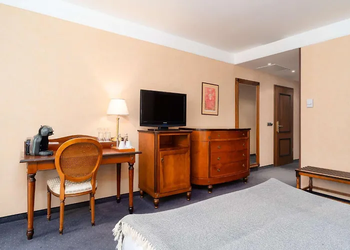 Festa Winter Palace Borowec