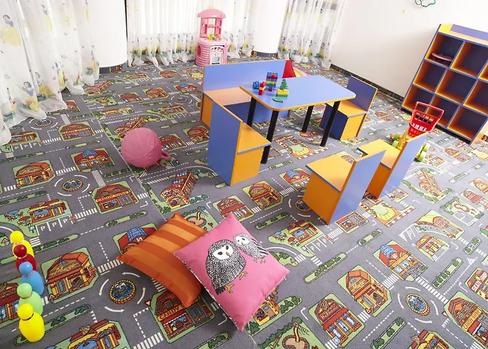 Festa Winter Palace 5* Borowec