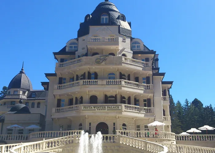 Festa Winter Palace 5*