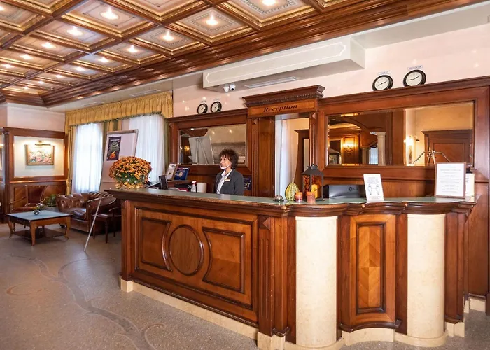 Festa Winter Palace Hotel