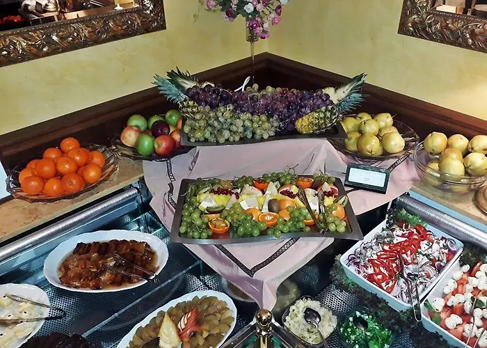 Festa Winter Palace 5* Borowec